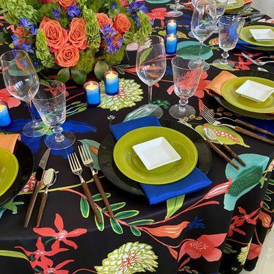 Vivian Vine Tablecloth with Lamour Satin Napkins.