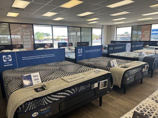 Mattress Firm Clearance Center Grape Road