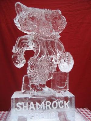 Design an ice sculpture for any of your upcoming events. Be as creative as you wish, our prices are affordable and our service is timely!