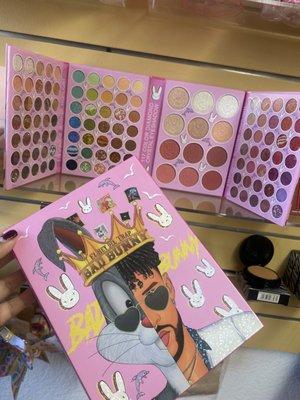 Bad bunny makeup pallet