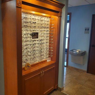 Family Eye Care Associates