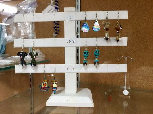 Cute Earrings, Iooks like they sell quick!