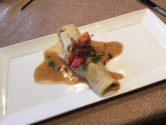 The lobster crepe! This is DELICIOUS!!!