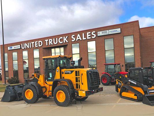 From tractors to heavy duty construction equipment UTS in Clinton Township has you covered. Wheels loaders, dual drum and compact vibrators.