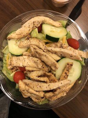 Grilled chicken house House Salad!! Smells and tastes amazing. Fast for a lunch option!