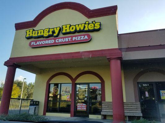 Hungry Howie's storefront