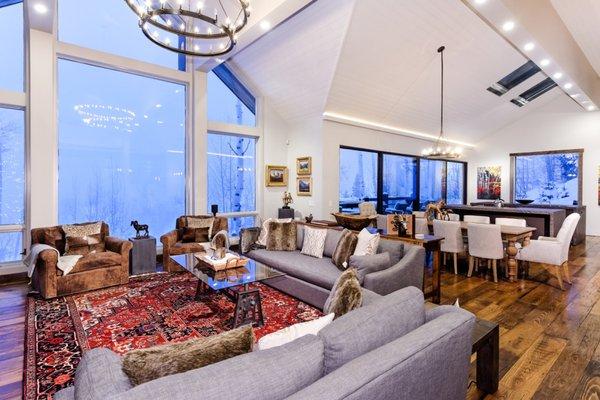 Ski In/Out on Snowmass Mountain, in the most ultimate luxurious chalet!