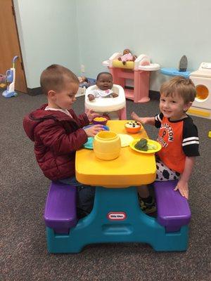 Picnic time at Play Park!