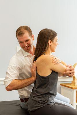 We use a hands on approach, called manual therapy. This allows us to get our hands on the cause of your pain.