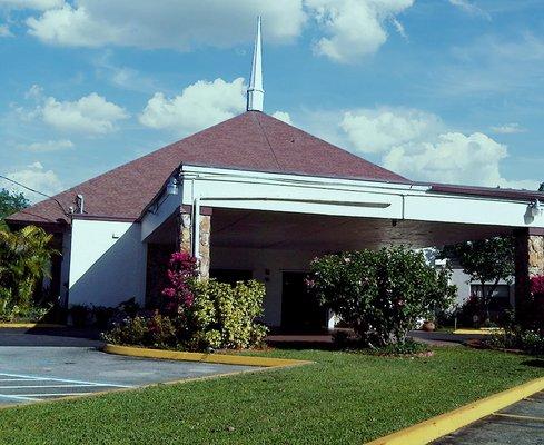 Metropolitan Baptist Church Front