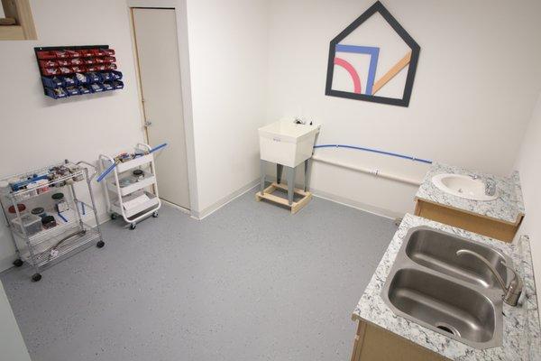 Home Repair Lab wet room.