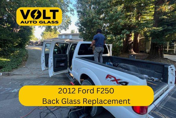 2012 Ford F250
Back Glass Replacement