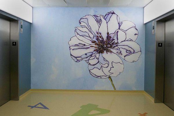 One of Blow Up Lab's flower murals for the UCSF chidlren's hospital