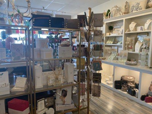 Love this locally owned gift shop and all the beautiful finds in here!!