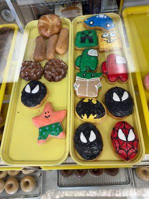 Character donuts