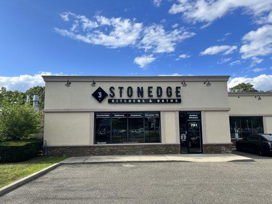 Stonedge exterior
791 Middle Country Road, Saint James NY 11780