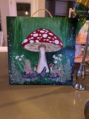 Mushroom door hanger