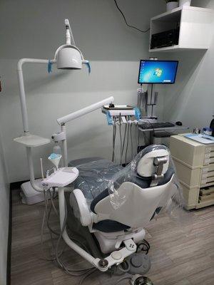 Computers at every dental chair!