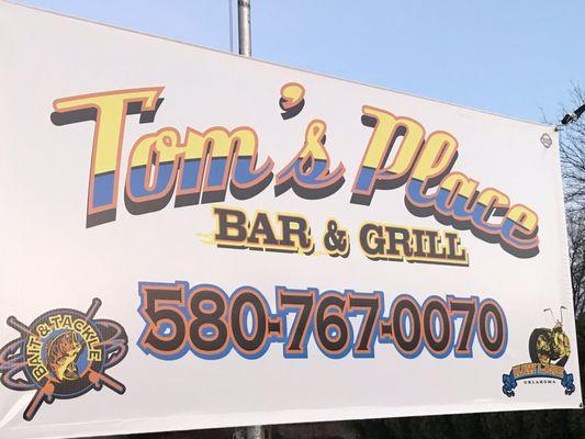 Tom's Place Bar & Grill