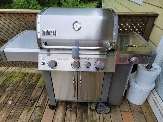 My new Weber Genesis II Stainless 335