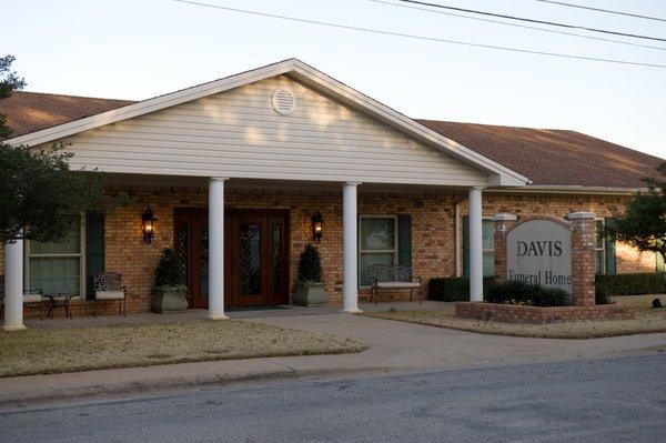 Davis Funeral Home