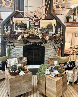 Mini Bazaar's fall mantle