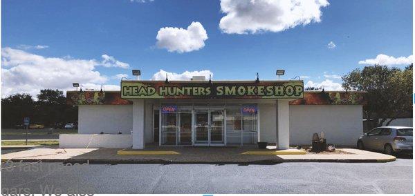 Head Hunters Smoke Shop