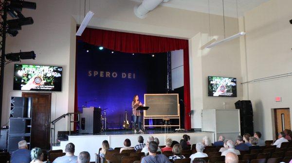 Liz Perez speaking at Spero Dei