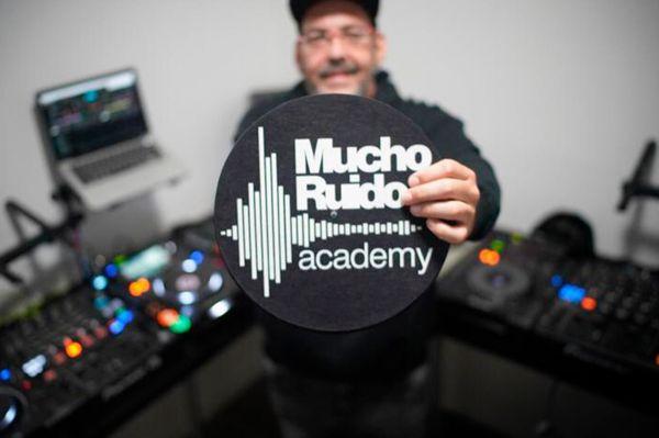 Mucho Ruido Academy was founded in 2016 as a musical academy that has grown steadily to become the largest educational institution in Miami