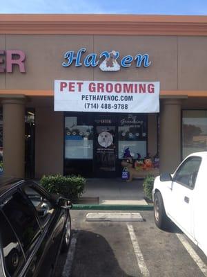 This is the front of Pet Haven pet grooming in Westminster California the best place to get your dog washed