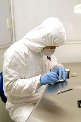 ACE Data Recovery expert working in the clean room