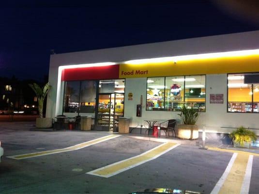 Shell Studio Star Food Mart