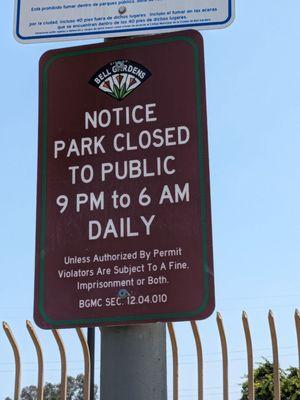 Park closed from 9 PM to 6 AM daily