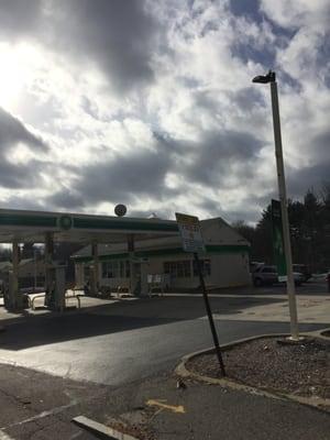 BP Gas Station of Bellingham -- 1029 South Main Street / Route 126, Bellingham              Station