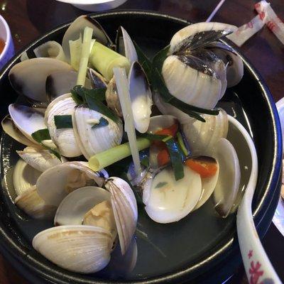 Clams soup bomb