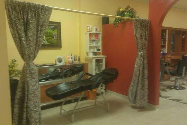 This section is reserved for customers who wish to receive a facial or have waxing services done.