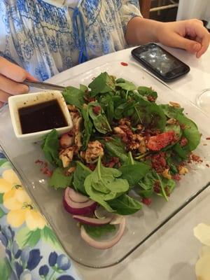 Strawberry spinach salad w/ vinaigrette