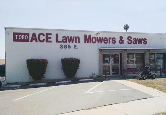 We are one of the largest independent dealers of lawn mowers, chainsaws, and gardening equipment in Riverside & Corona.