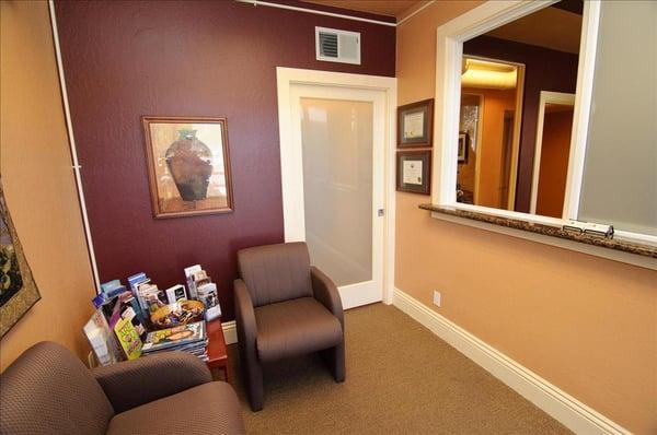 contra-costa-hearing-aid-center-lobby-walnut-creek-ca