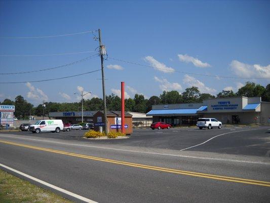 U-Haul Neighborhood Dealer