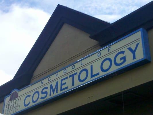 Everett Community School of Cosmetology