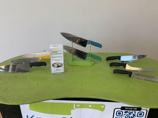 Whether you're a restaurant or a home chef, we've got services just for you! Sharpening, knife exchange, knife sales