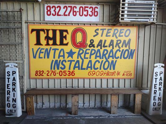 The Q Stereo & Alarm