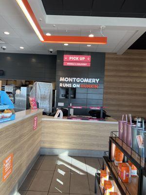 Montgomery Dunkin'