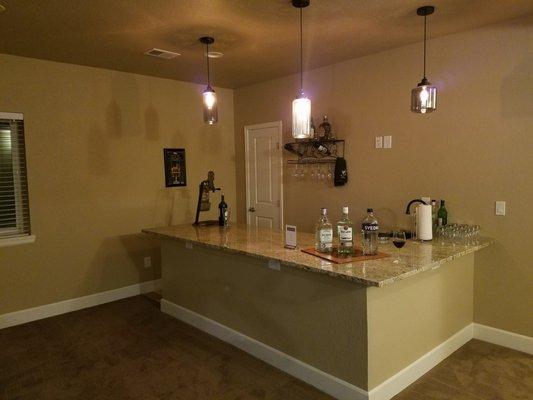 Walk Behind "L" Shaped Bar, Highlands Ranch CO, Entertainment Area, Basement Finish, #1 Granite choice, Cabinet Color Choice