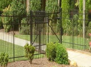 L & L Fence Company