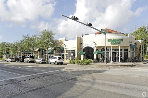 DWK Realty Group is located at "Miami Shores Village Center", sharing commercial spaces with STARBUCKS, FEDEX, SUBWAY and T-MOBILE.