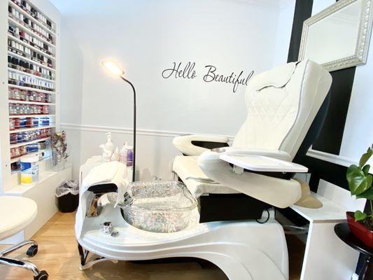 Hello Beautiful Aesthetic & Makeup Studio