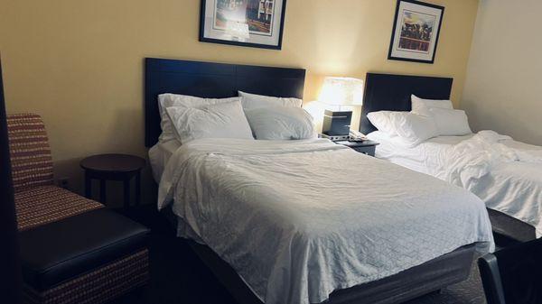 Holiday Inn Express & Suites Charleston-Ashley Phosphate, an IHG Hotel