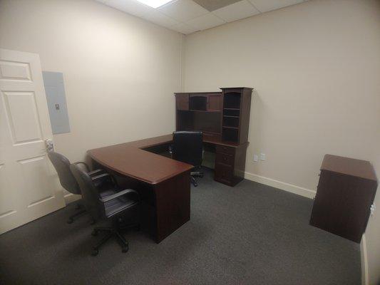 Monthly Private Furnished Office